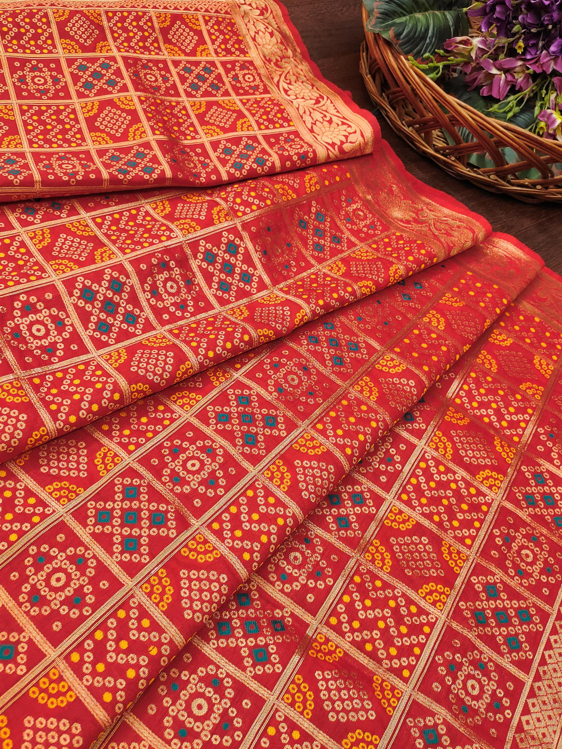 Minakari Silk Blend Traditional Ethnic Banarasi Woven Patola Dupatta For WOMEN | DEVANGI