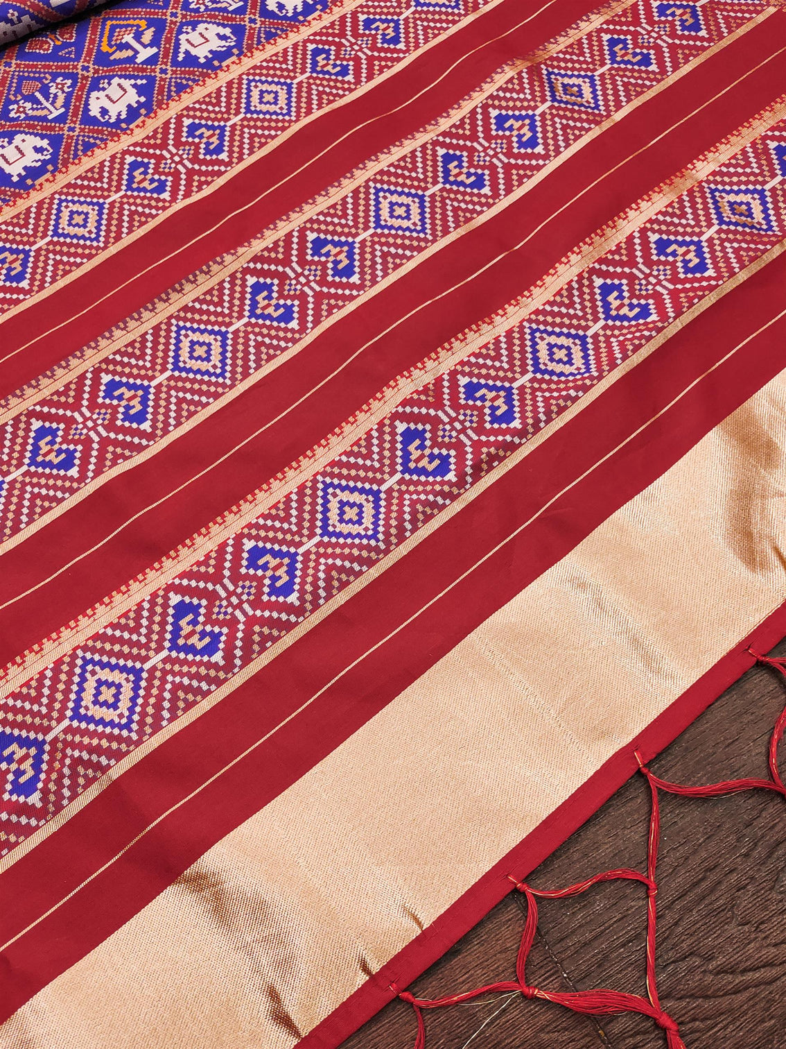 Floral Multi Color Silk Blend Traditional Ethnic Banarasi Woven Patola Dupatta For WOMEN | DEVANGI