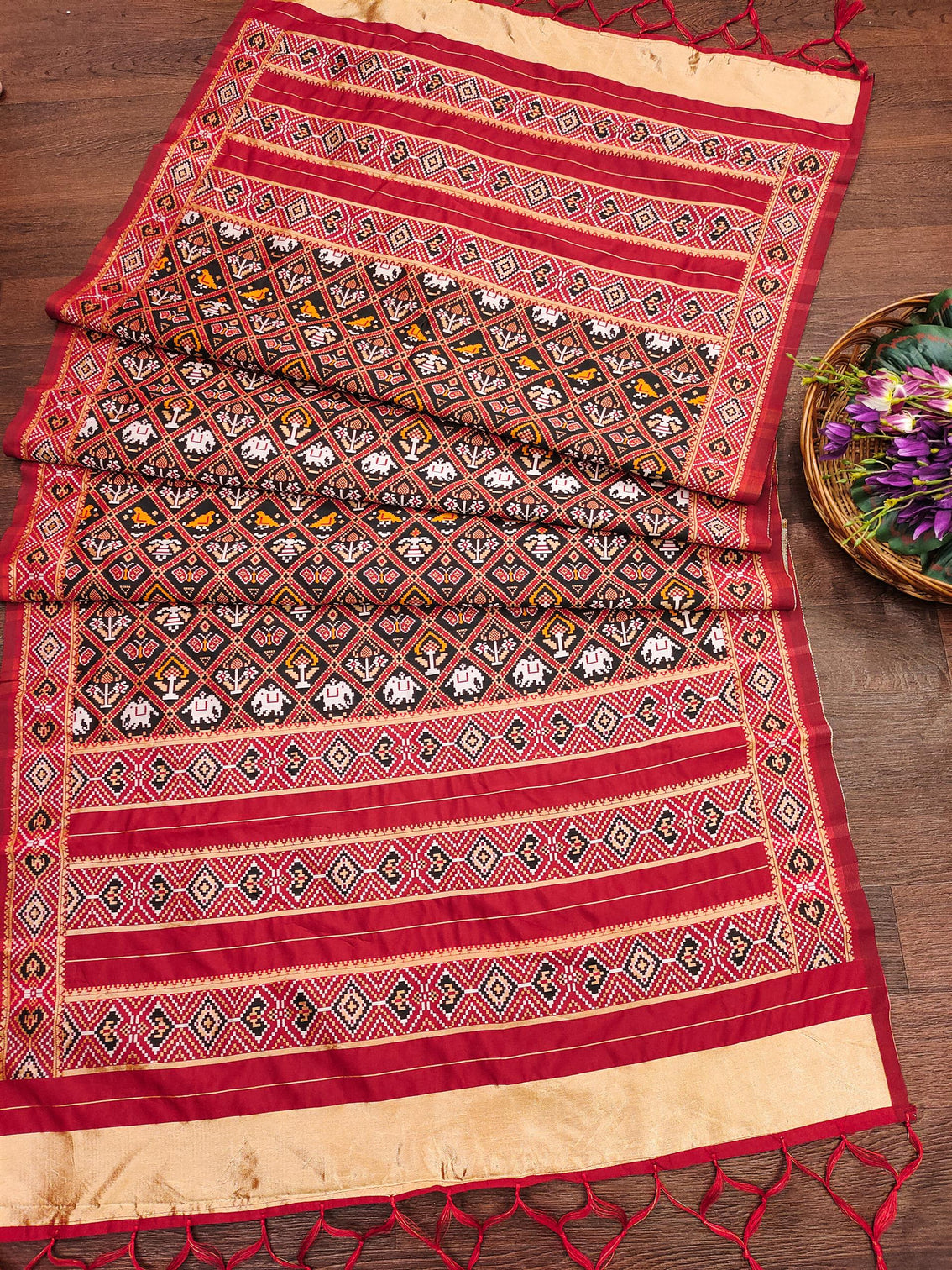 Floral Multi Color Silk Blend Traditional Ethnic Banarasi Woven Patola Dupatta For WOMEN | DEVANGI