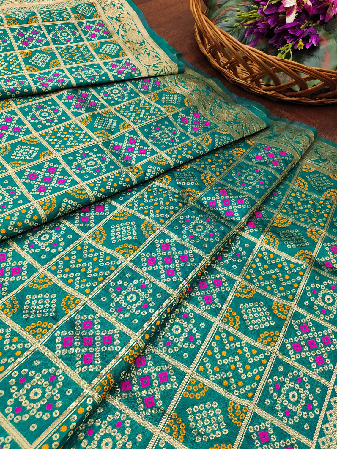 Minakari Silk Blend Traditional Ethnic Banarasi Woven Patola Dupatta For WOMEN | DEVANGI