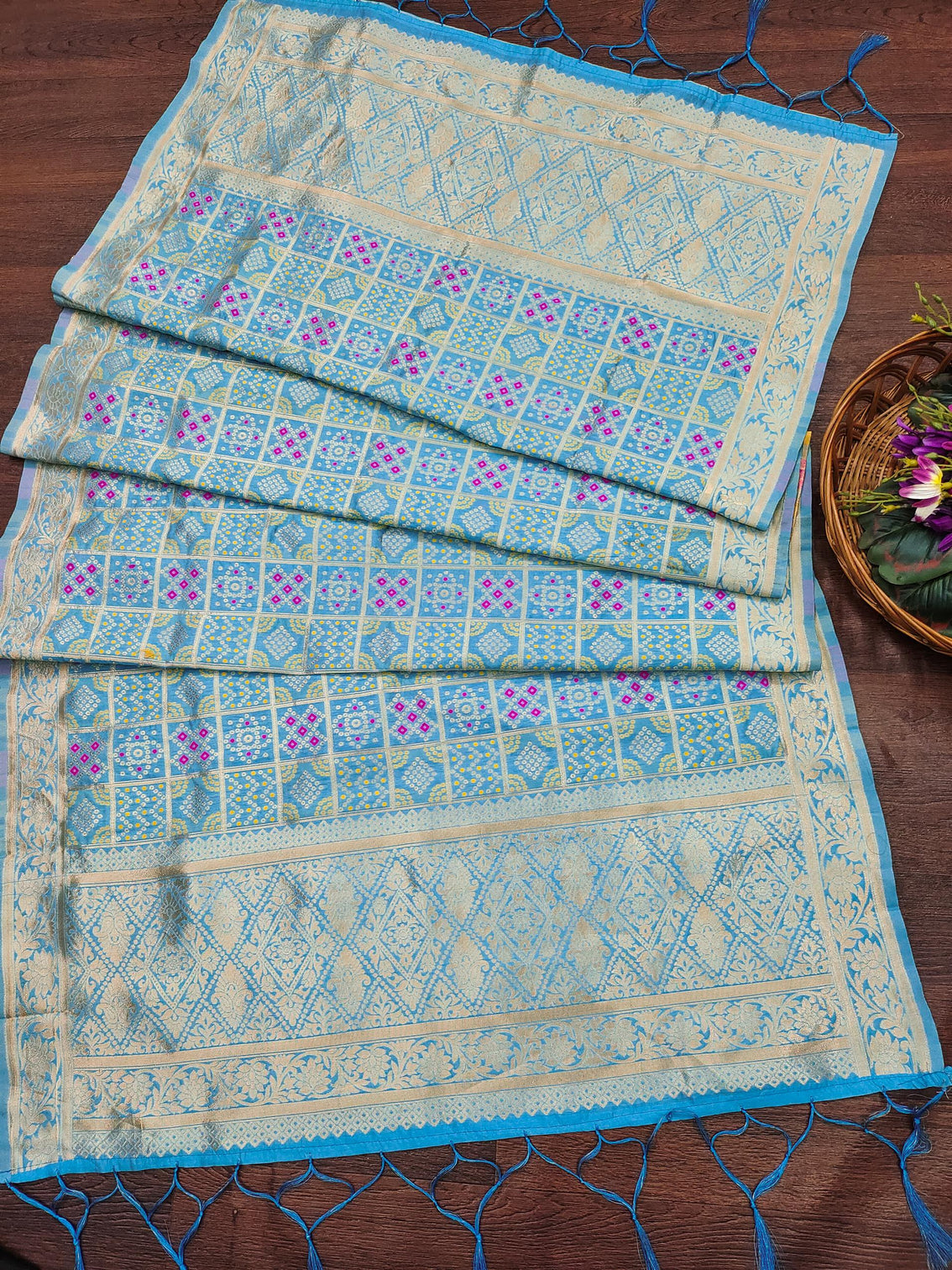 Menakari Silk Blend Traditional Ethnic Banarasi Woven Patola Dupatta For WOMEN | DEVANGI