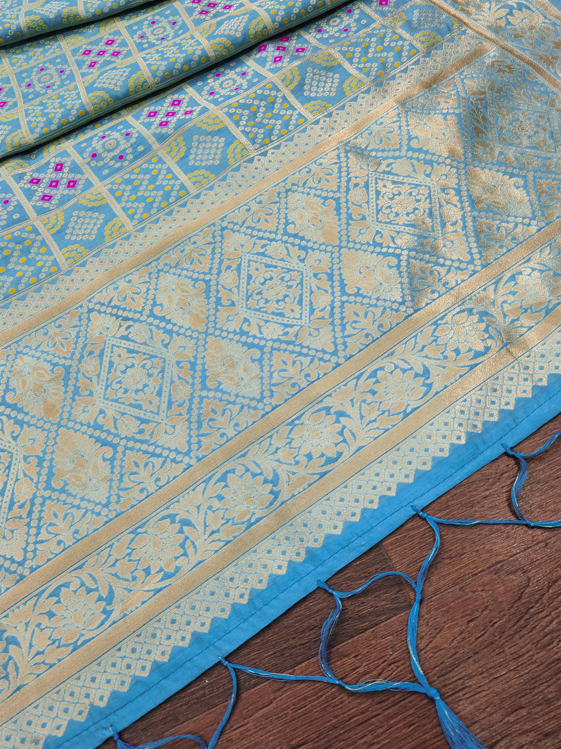 Menakari Silk Blend Traditional Ethnic Banarasi Woven Patola Dupatta For WOMEN | DEVANGI