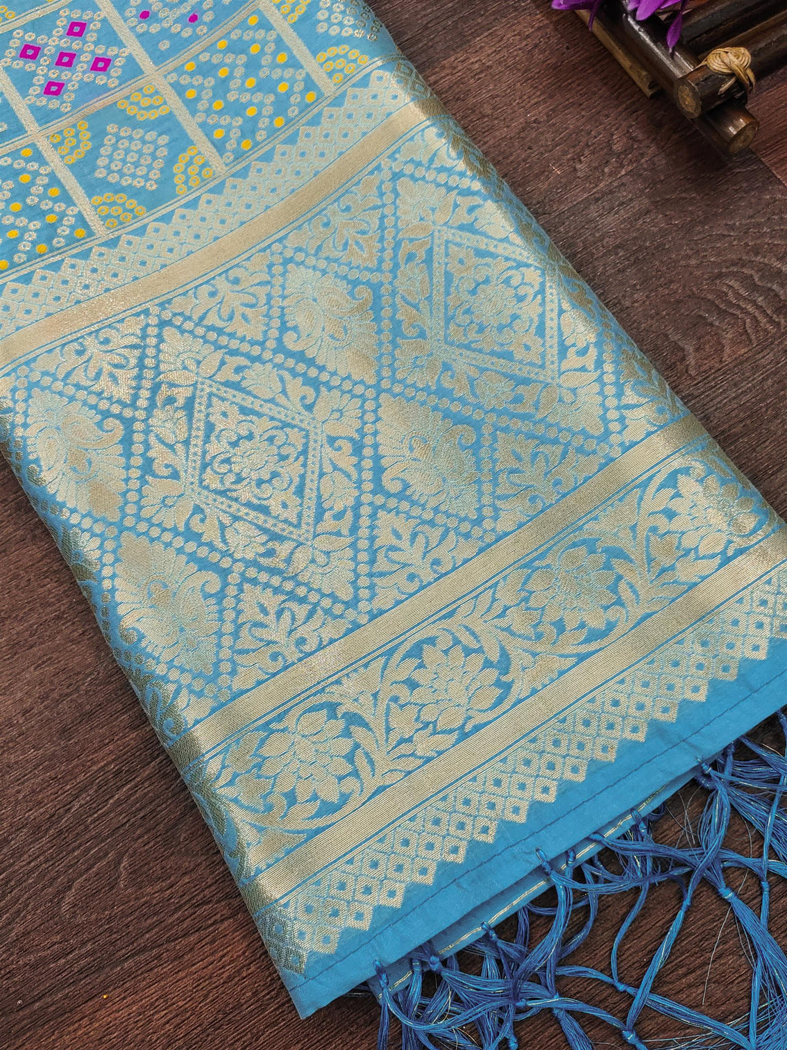 Menakari Silk Blend Traditional Ethnic Banarasi Woven Patola Dupatta For WOMEN | DEVANGI