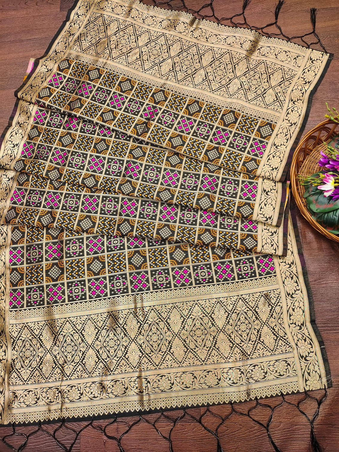 Minakari Silk Blend Traditional Ethnic Banarasi Woven Patola Dupatta For WOMEN | DEVANGI