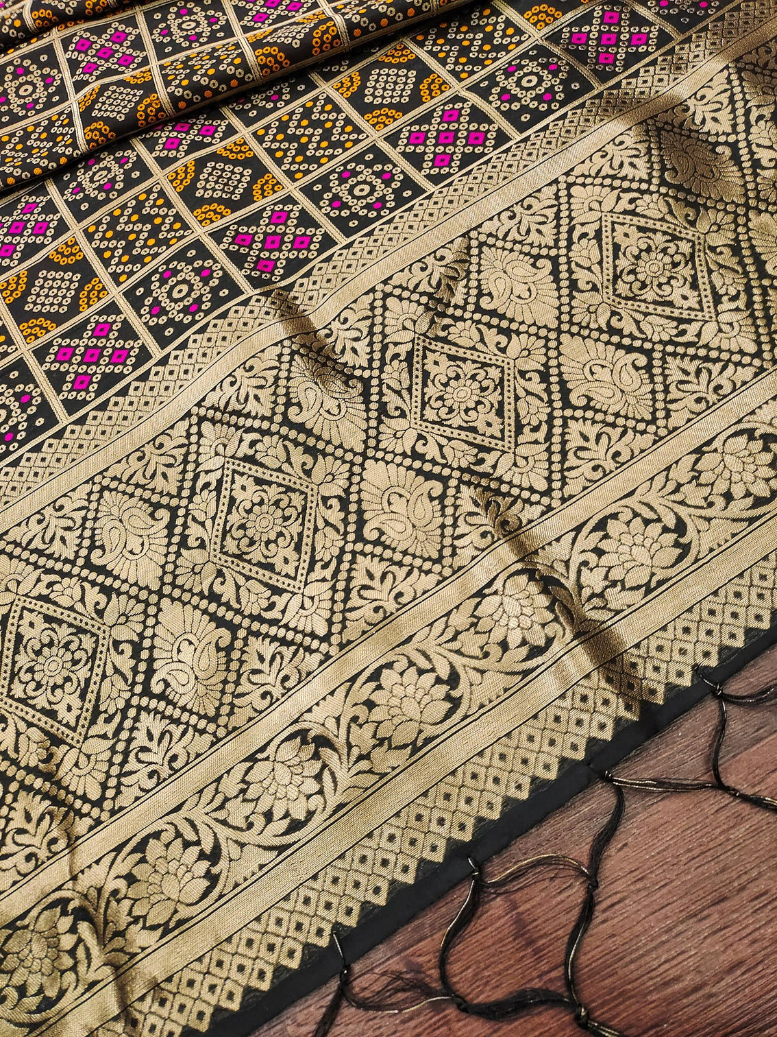 Minakari Silk Blend Traditional Ethnic Banarasi Woven Patola Dupatta For WOMEN | DEVANGI