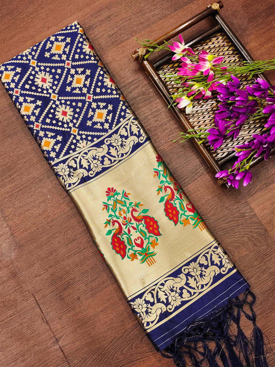 Floral Silk Blend Traditional Ethnic Banarasi  Woven Patola Dupatta For WOMEN | DEVANGI