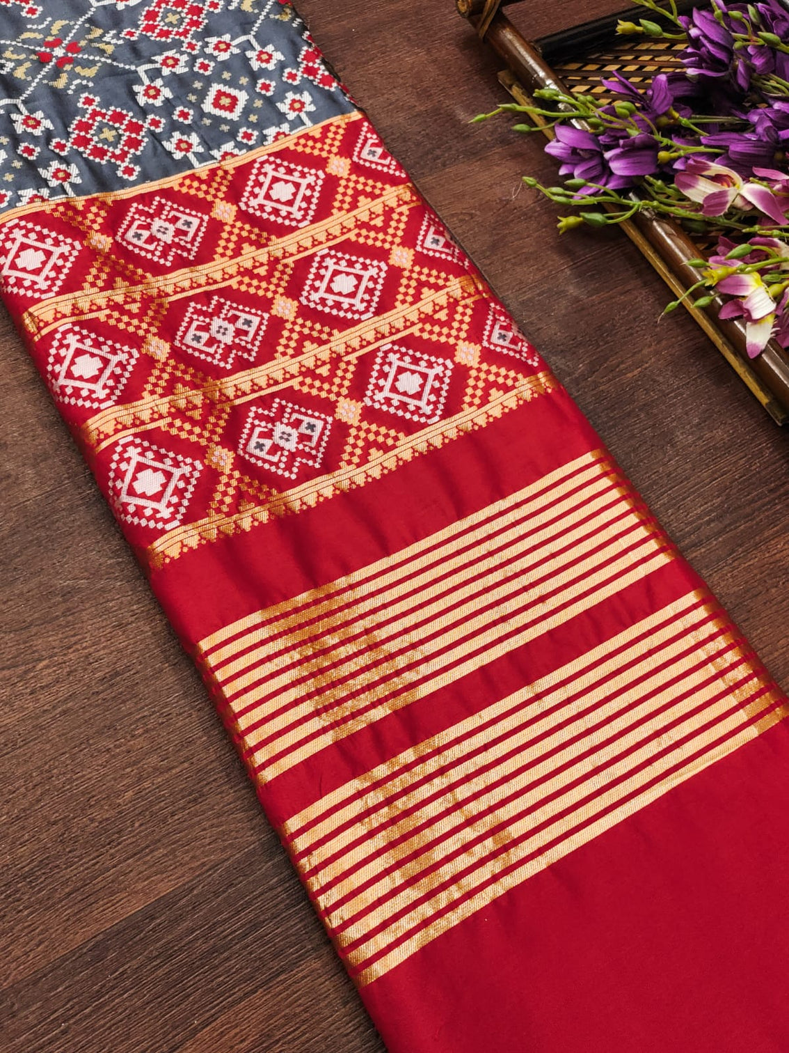 Multi Color Floral Banarasi Silk Blend Traditional Ethnic Woven Patola Dupatta For WOMEN | DEVANGI