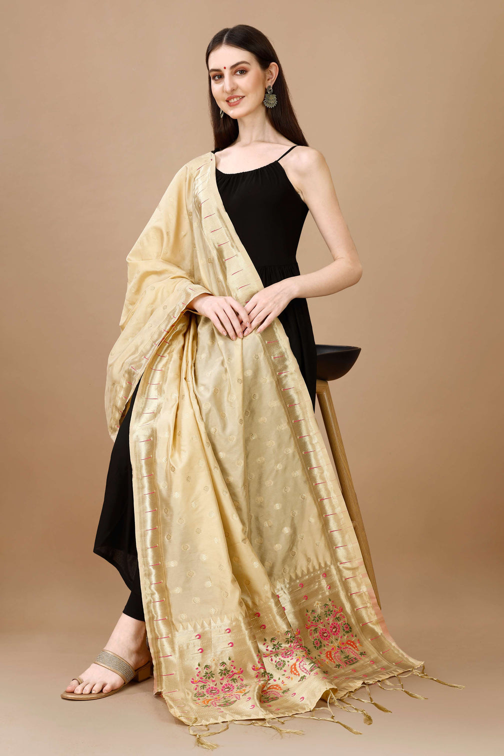 Minakari Floral Silk Blend Traditional Ethnic Banarasi Woven Patola Dupatta For WOMEN | DEVANGI