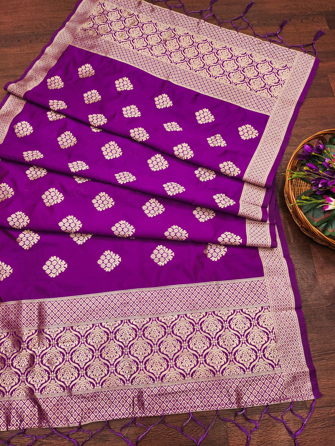 Paithani Silk Blend Traditional Ethnic Banarasi Woven Patola Dupatta For WOMEN | DEVANGI