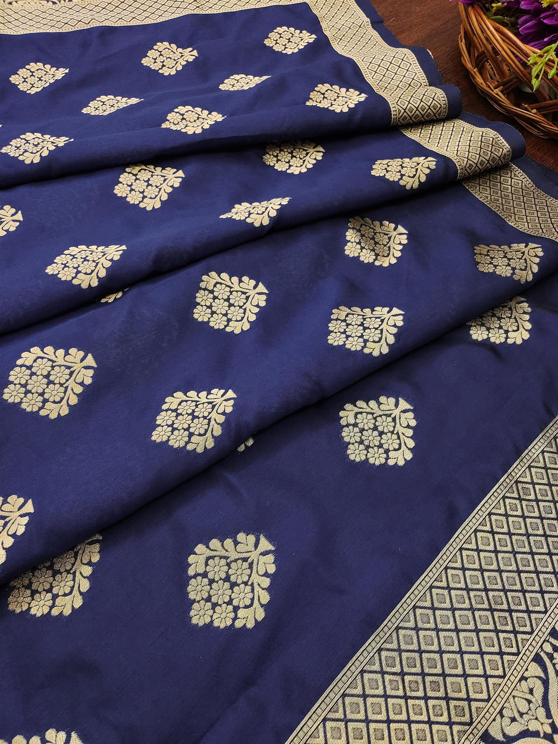 Banarasi Silk Blend Traditional Ethnic Woven Patola Dupatta For WOMEN | DEVANGI