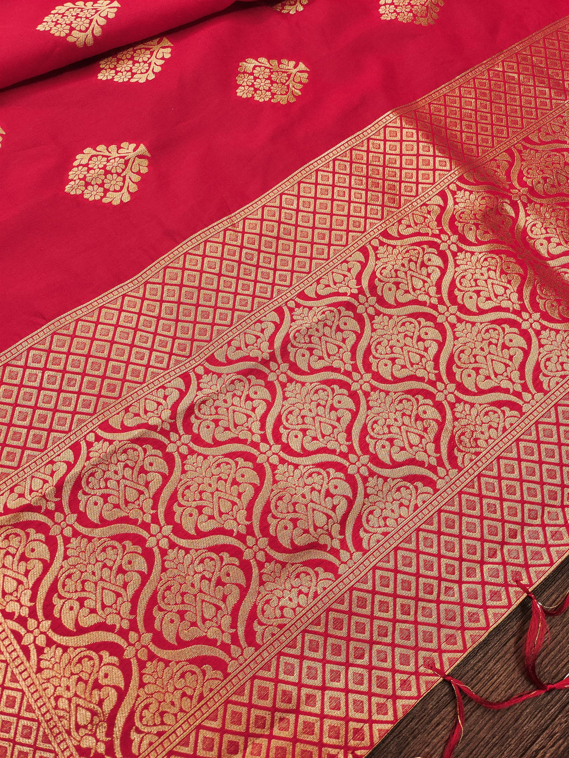 Floral Paithani Silk Blend Traditional Ethnic Banarasi Woven Patola Dupatta For WOMEN | DEVANGI