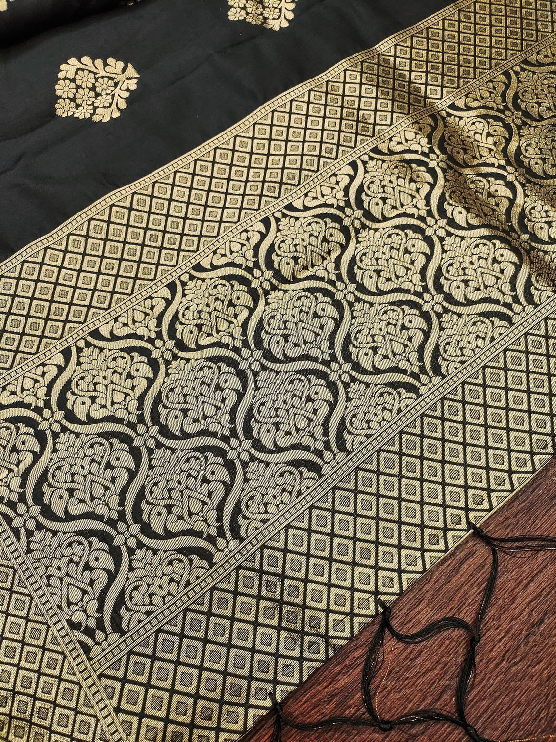 Banarasi Silk Blend Traditional Ethnic Woven Patola Dupatta For WOMEN | DEVANGI