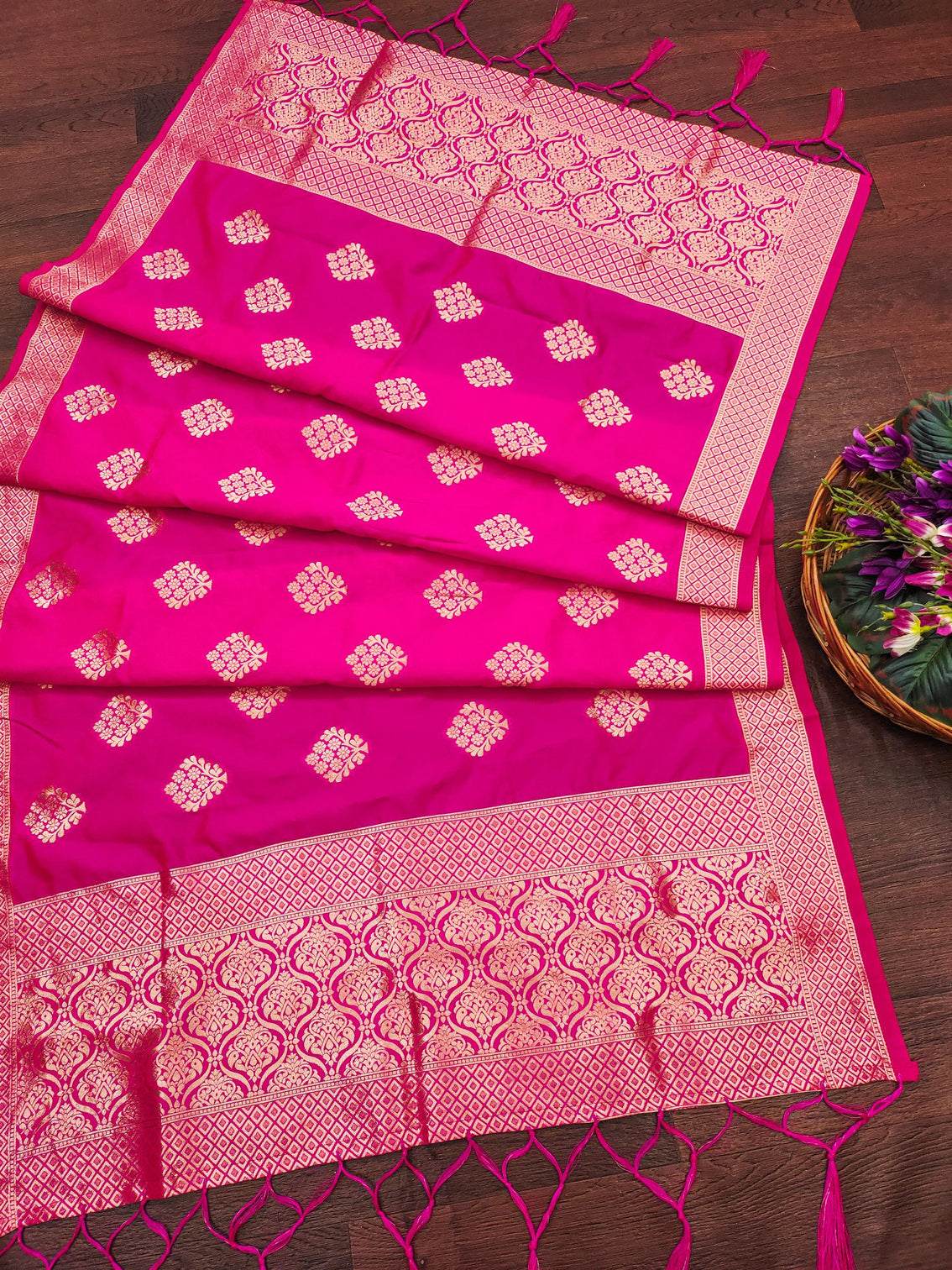 Paithani Floral Silk Blend Traditional Ethnic Banarasi Woven Patola Dupatta For WOMEN | DEVANGI