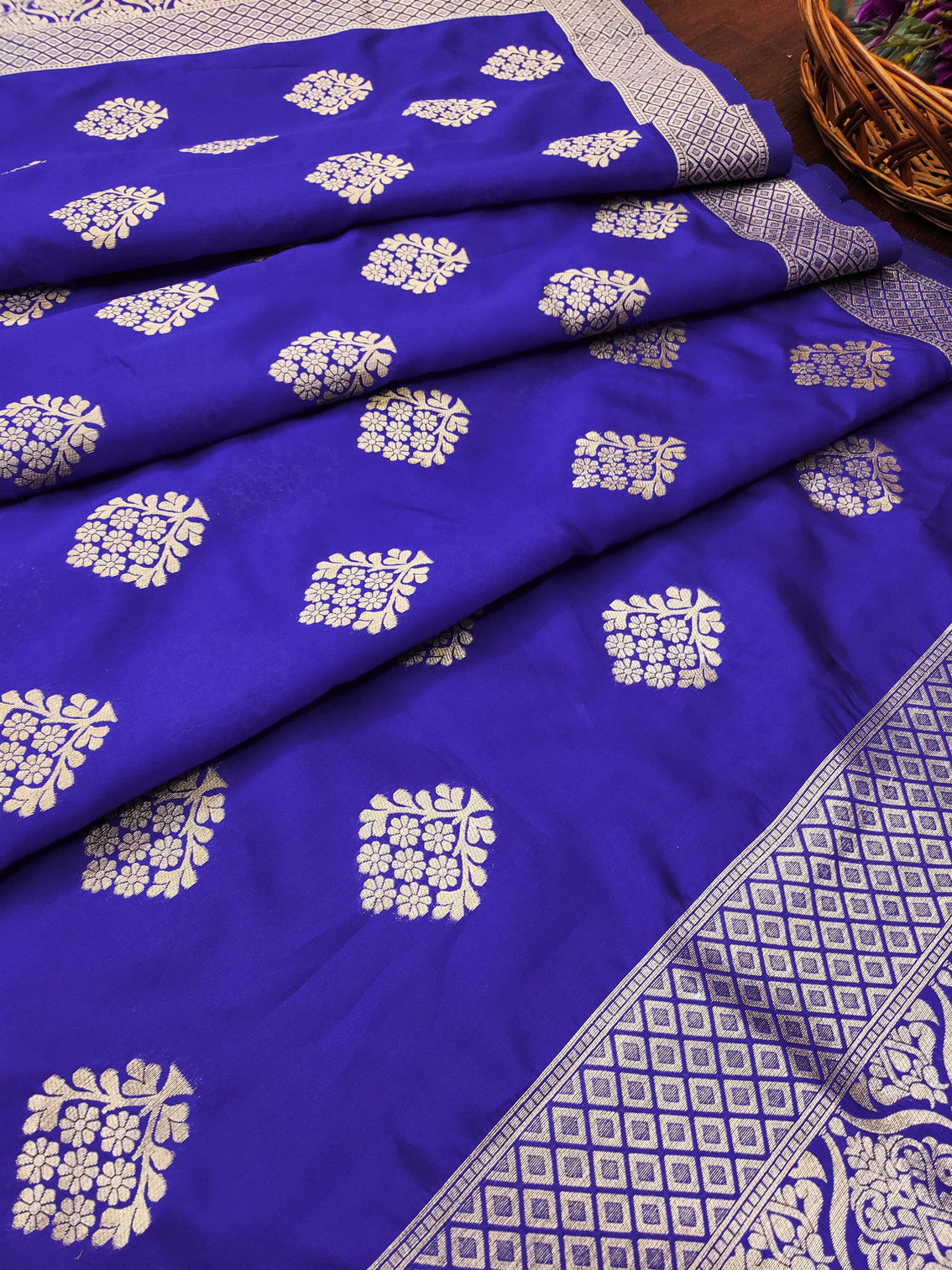 Floral Paithani Silk Blend Traditional Ethnic Banarasi Woven Patola Dupatta For WOMEN | DEVANGI