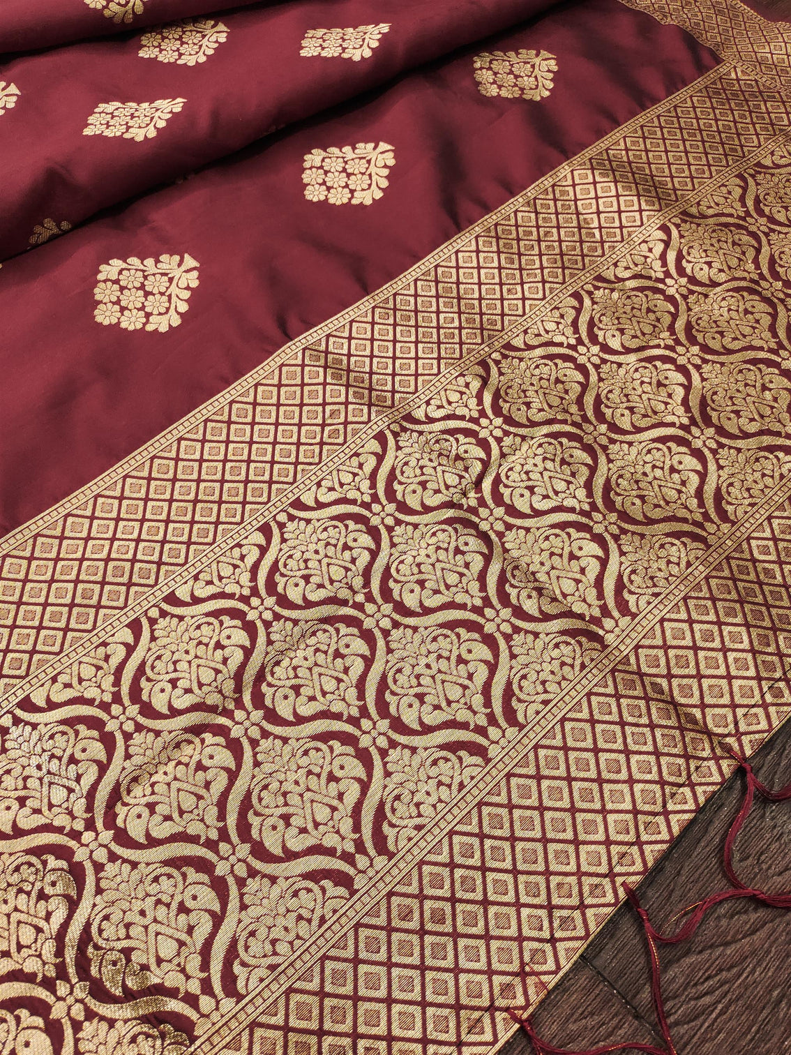 Banarasi Silk Blend Traditional Ethnic Woven Patola Dupatta For WOMEN | DEVANGI