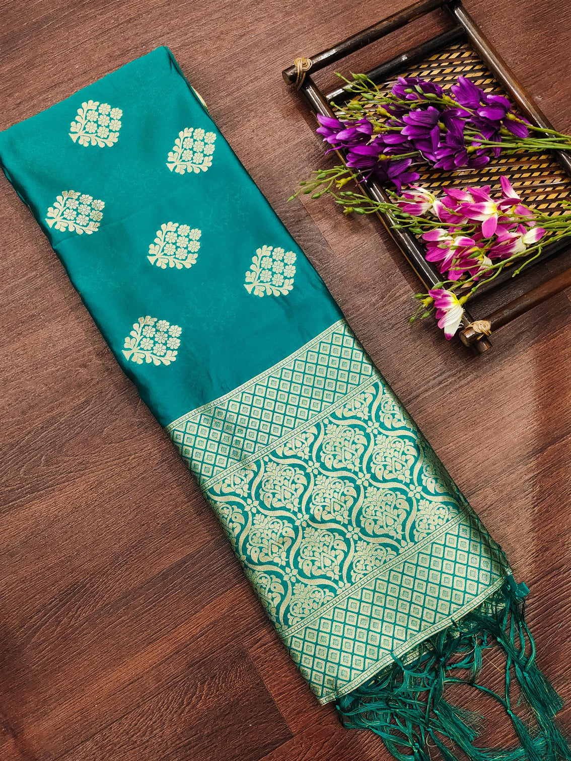 Paithani Silk Blend Traditional Ethnic Banarasi Woven Patola Dupatta For WOMEN | DEVANGI