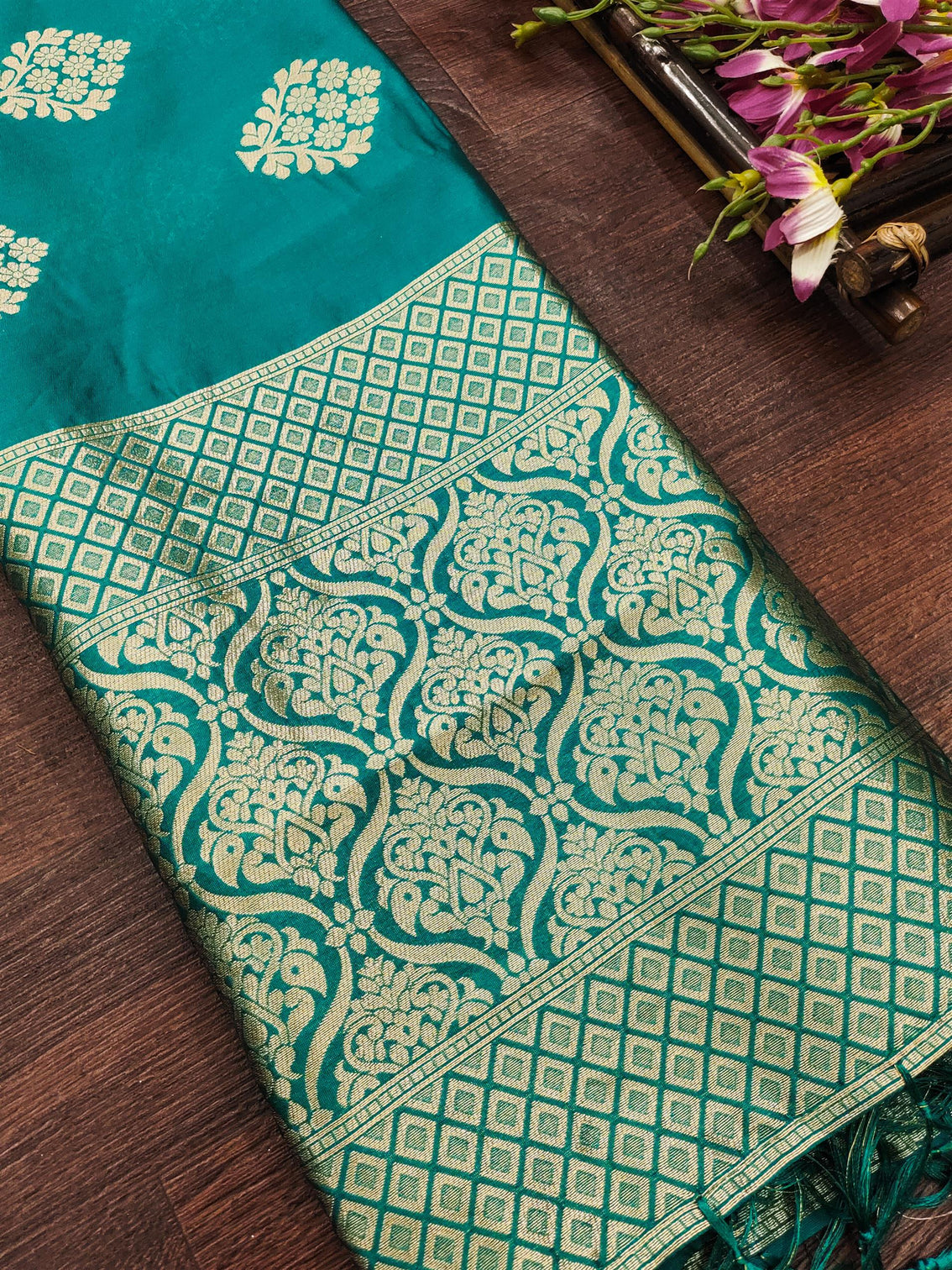 Paithani Silk Blend Traditional Ethnic Banarasi Woven Patola Dupatta For WOMEN | DEVANGI