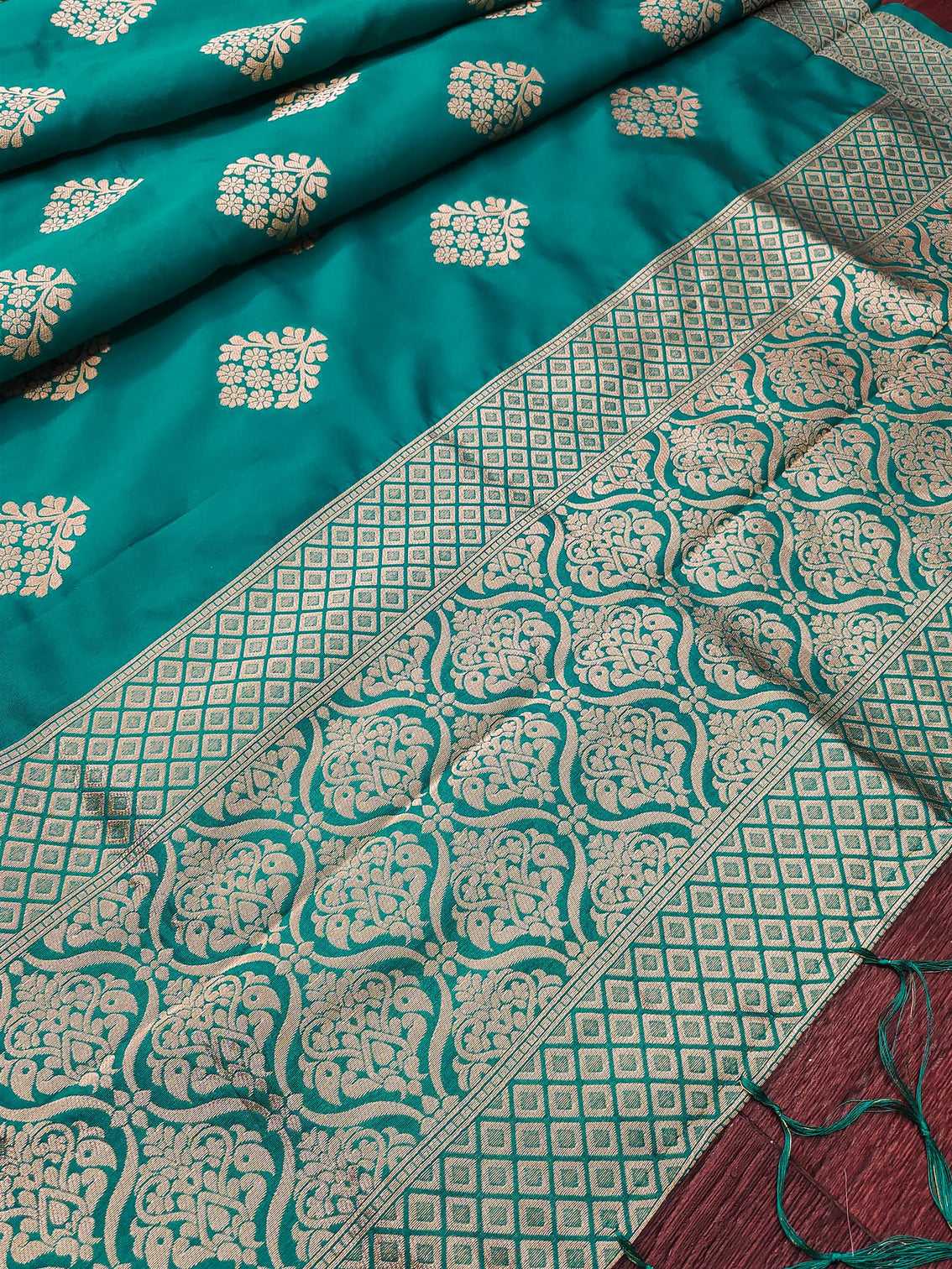 Paithani Silk Blend Traditional Ethnic Banarasi Woven Patola Dupatta For WOMEN | DEVANGI