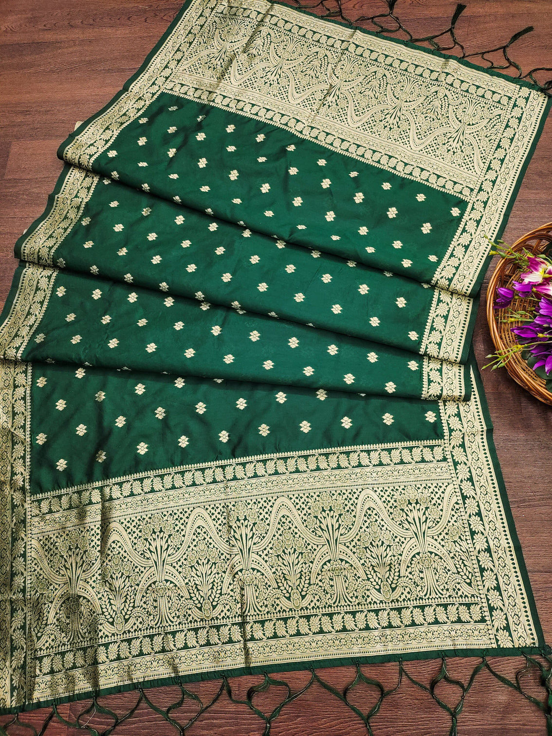 Green Banarasi Silk Blend Traditional Ethnic Woven Patola Dupatta For WOMEN | DEVANGI