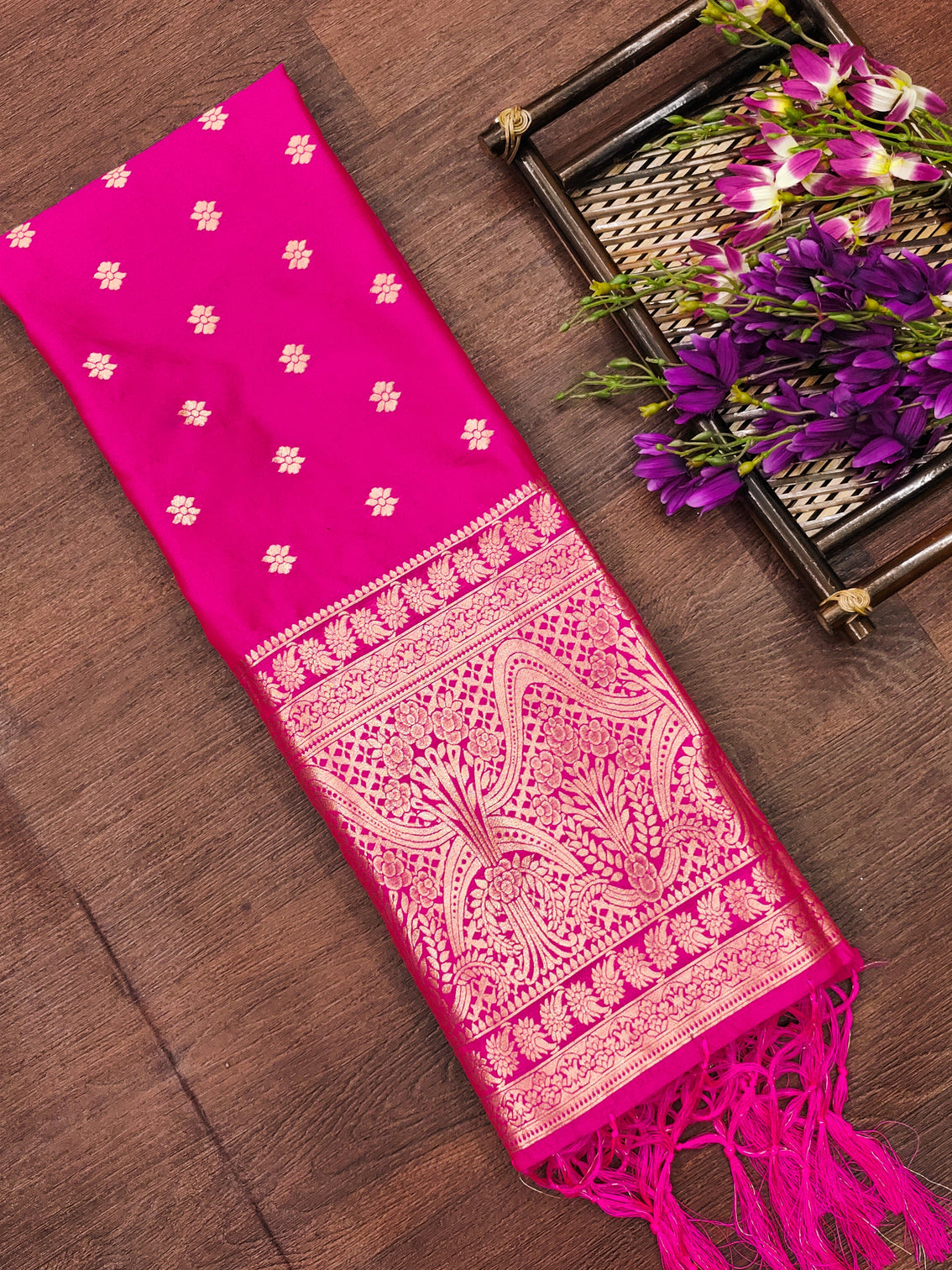 Pink Floral Banarasi Silk Blend Traditional Ethnic Woven Patola Dupatta For WOMEN | DEVANGI