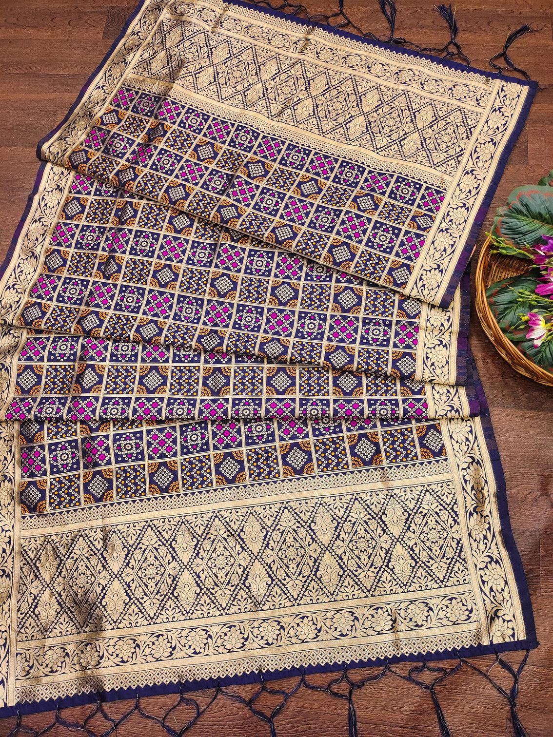 Minakari Silk Blend Traditional Ethnic Banarasi Woven Patola Dupatta For WOMEN | DEVANGI