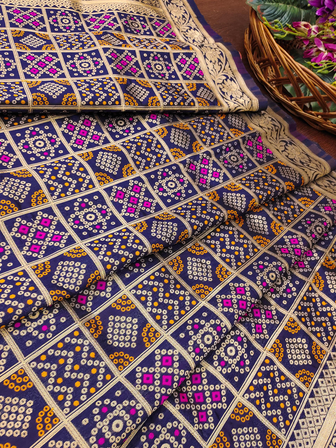 Minakari Silk Blend Traditional Ethnic Banarasi Woven Patola Dupatta For WOMEN | DEVANGI