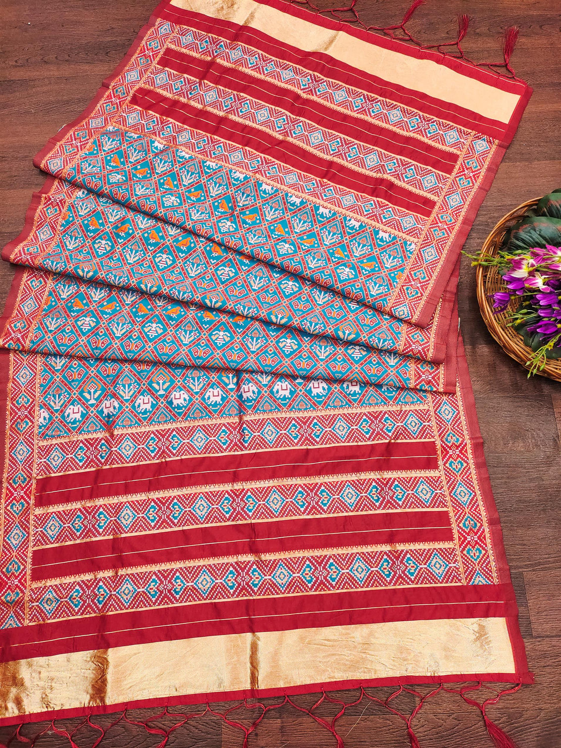 Floral Multi Color Silk Blend Traditional Ethnic Banarasi Woven Patola Dupatta For WOMEN | DEVANGI
