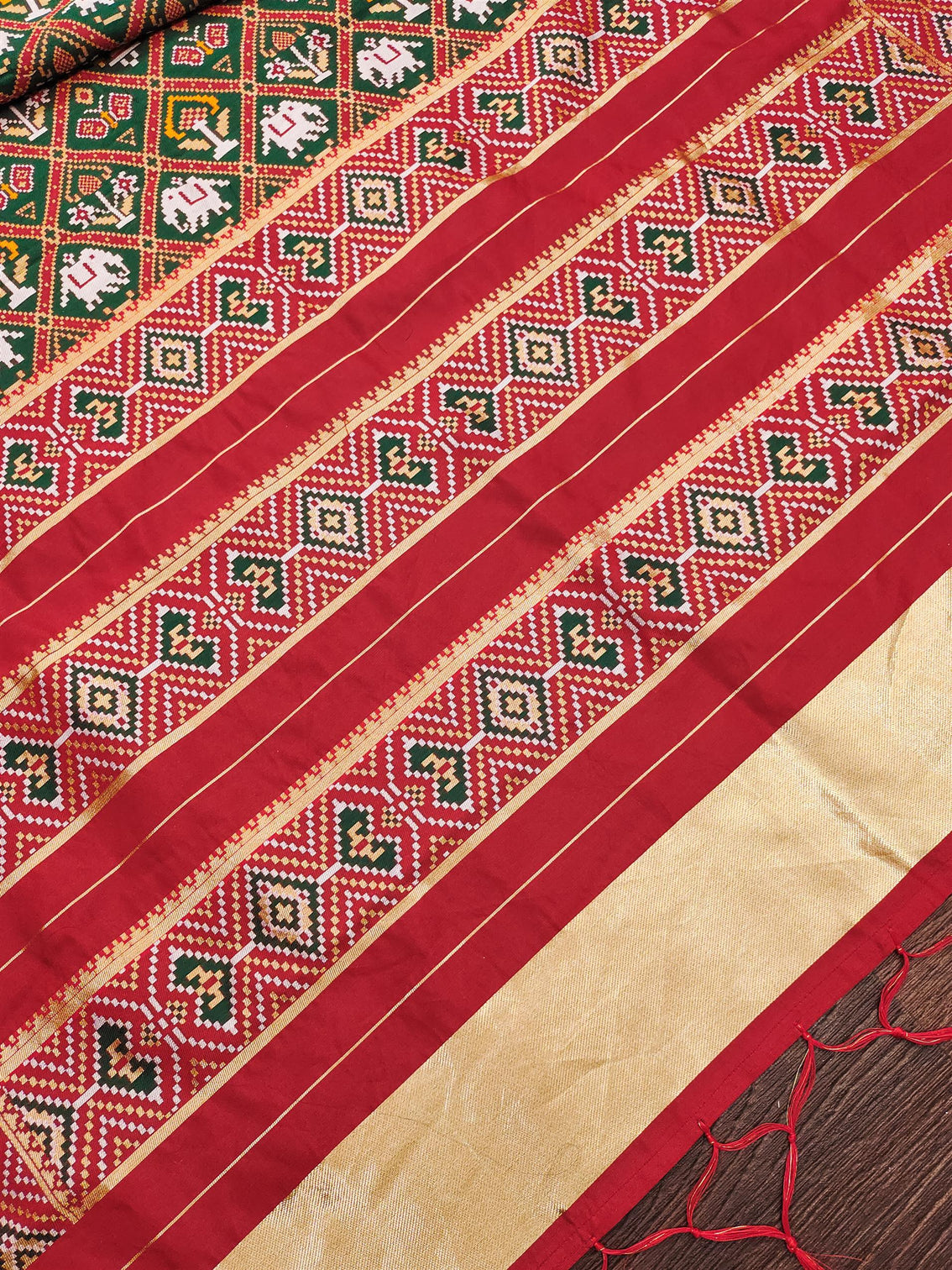 Floral Multi Silk Blend Traditional Ethnic Banarasi Woven Patola Dupatta For WOMEN | DEVANGI