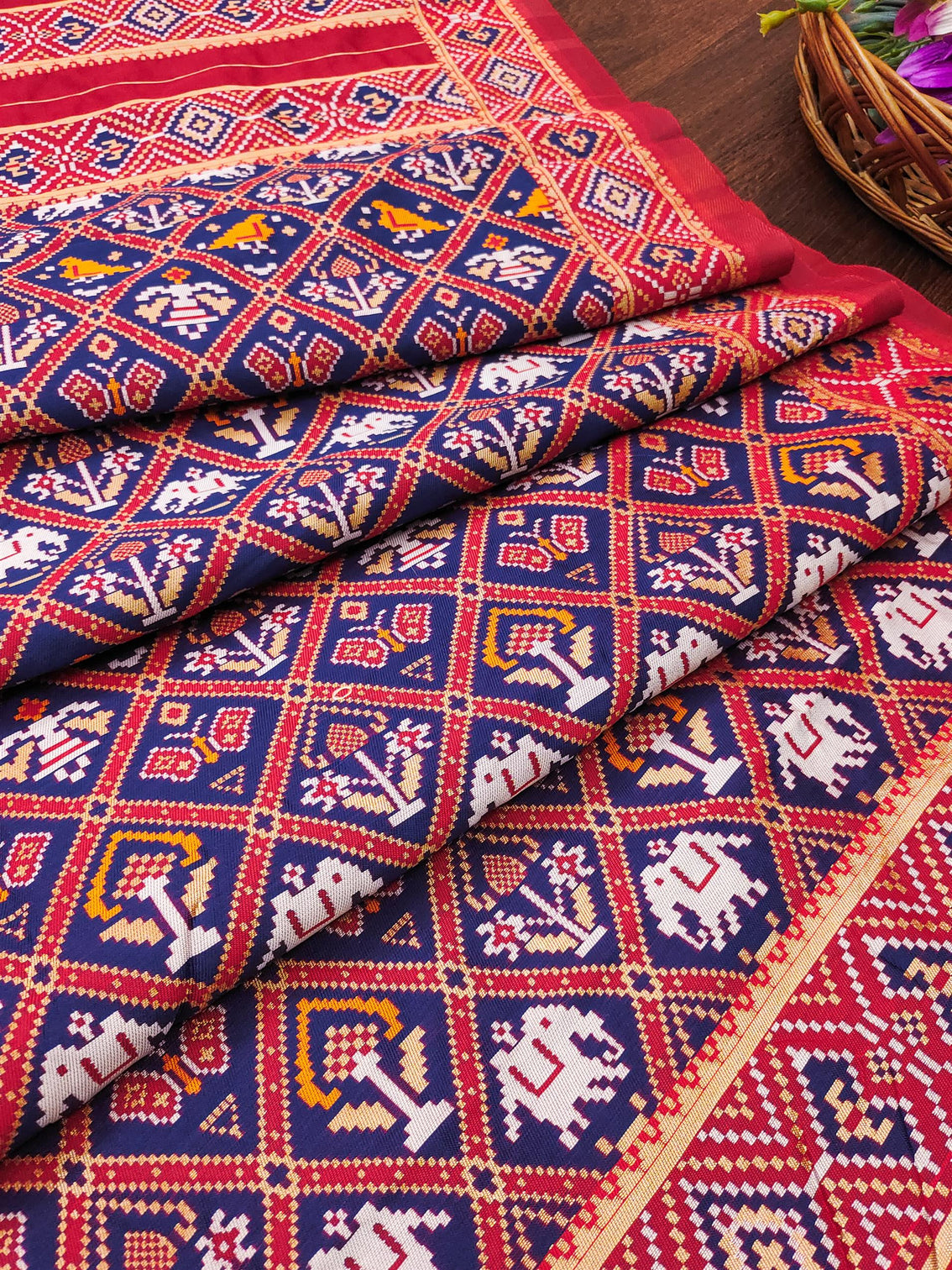 Floral Multi Color Silk Blend Traditional Ethnic Banarasi Woven Patola Dupatta For WOMEN | DEVANGI