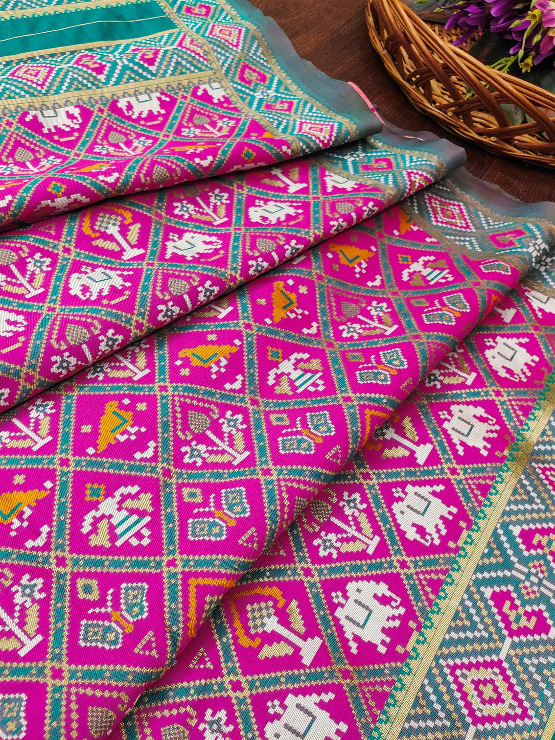 Floral Multi Color Silk Blend Traditional Ethnic Banarasi Woven Patola Dupatta For WOMEN | DEVANGI