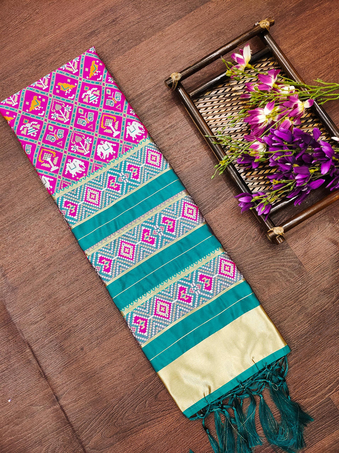 Floral Multi Color Silk Blend Traditional Ethnic Banarasi Woven Patola Dupatta For WOMEN | DEVANGI