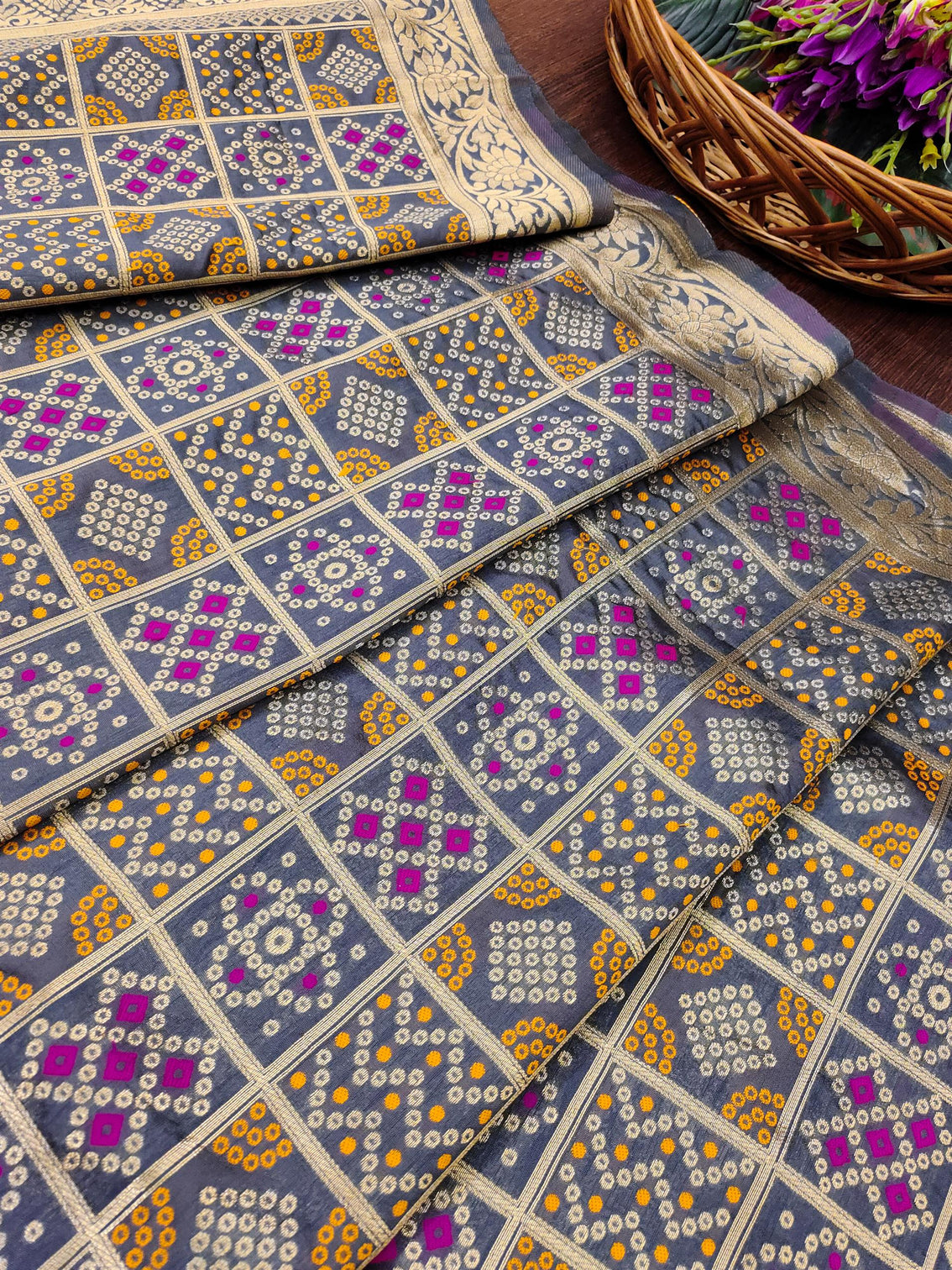 Minakari Silk Blend Traditional Ethnic Banarasi Woven Patola Dupatta For WOMEN | DEVANGI