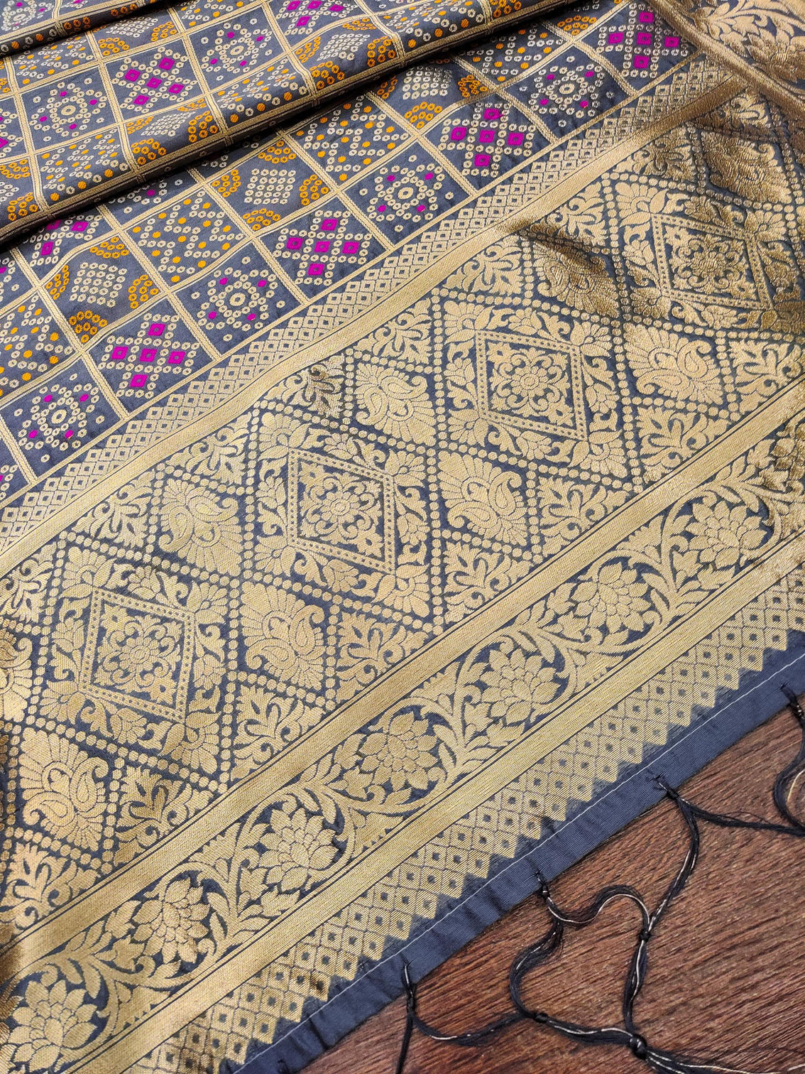 Minakari Silk Blend Traditional Ethnic Banarasi Woven Patola Dupatta For WOMEN | DEVANGI