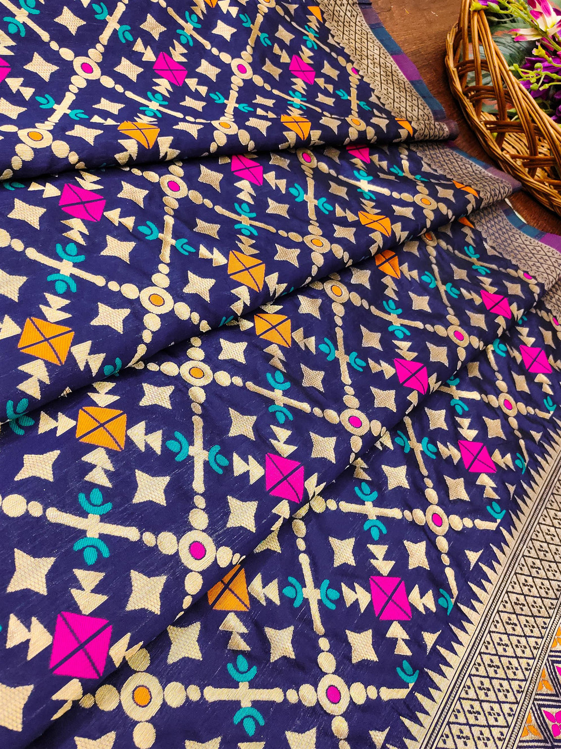 Floral Silk Blend Traditional Ethnic Banarasi Woven Patola Dupatta For WOMEN | DEVANGI
