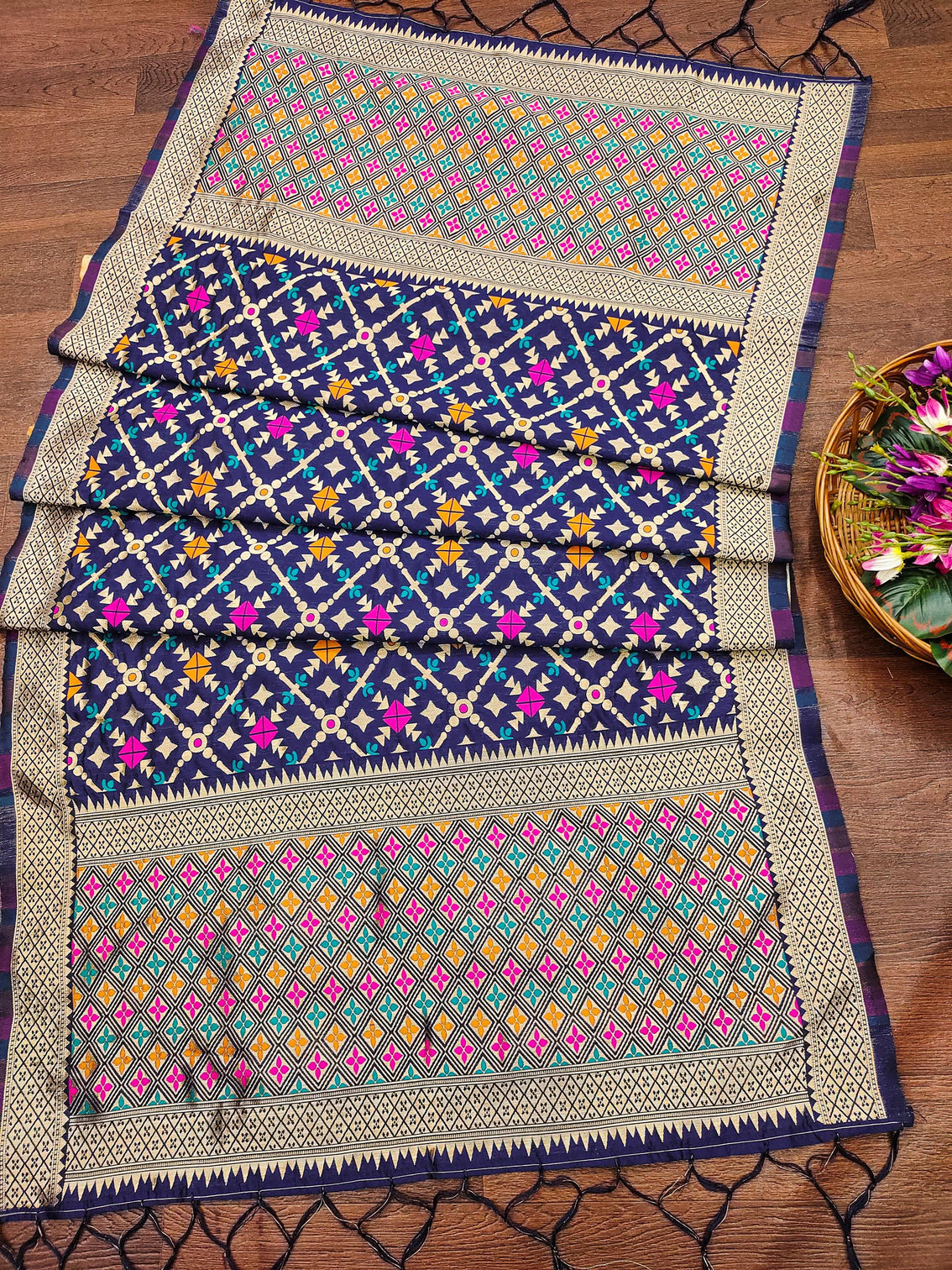 Floral Silk Blend Traditional Ethnic Banarasi Woven Patola Dupatta For WOMEN | DEVANGI