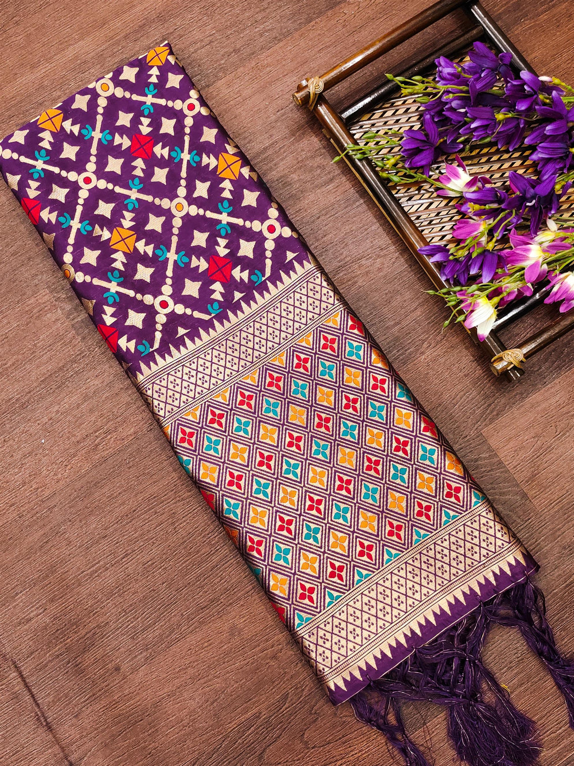 Banarasi Silk Blend Traditional Ethnic Woven Patola Dupatta For WOMEN | DEVANGI