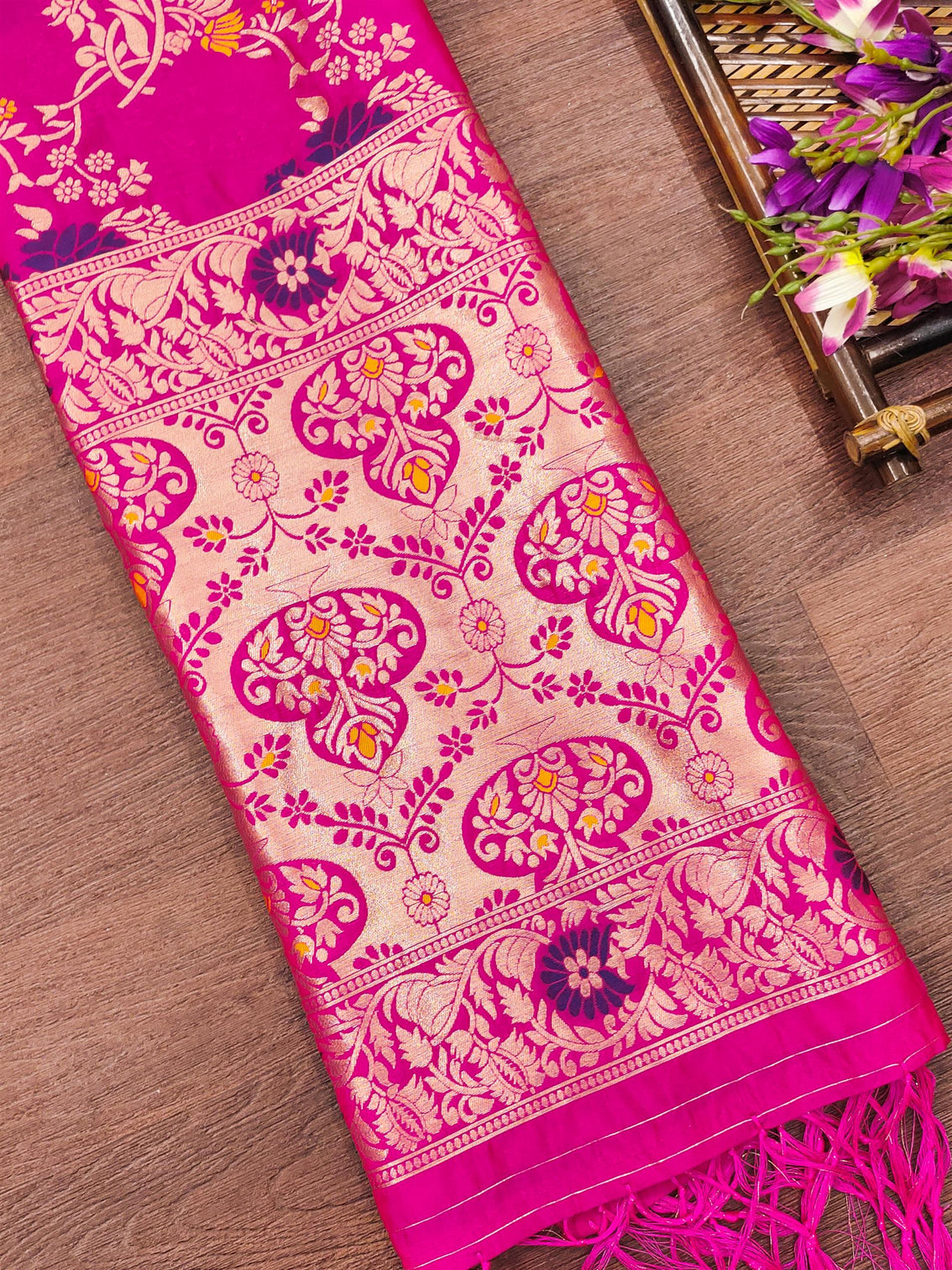 Pink Floral Silk Blend Traditional Ethnic Banarasi Woven Patola Dupatta For WOMEN | DEVANGI