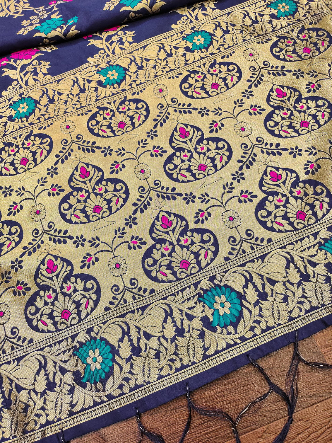 Navy Floral Silk Blend Traditional Ethnic Banarasi Woven Patola Dupatta For WOMEN | DEVANGI