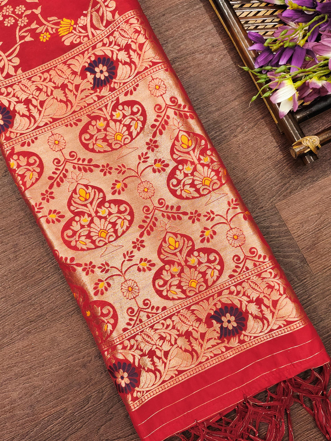 Red Floral Silk Blend Traditional Ethnic Banarasi Woven Patola Dupatta For WOMEN | DEVANGI