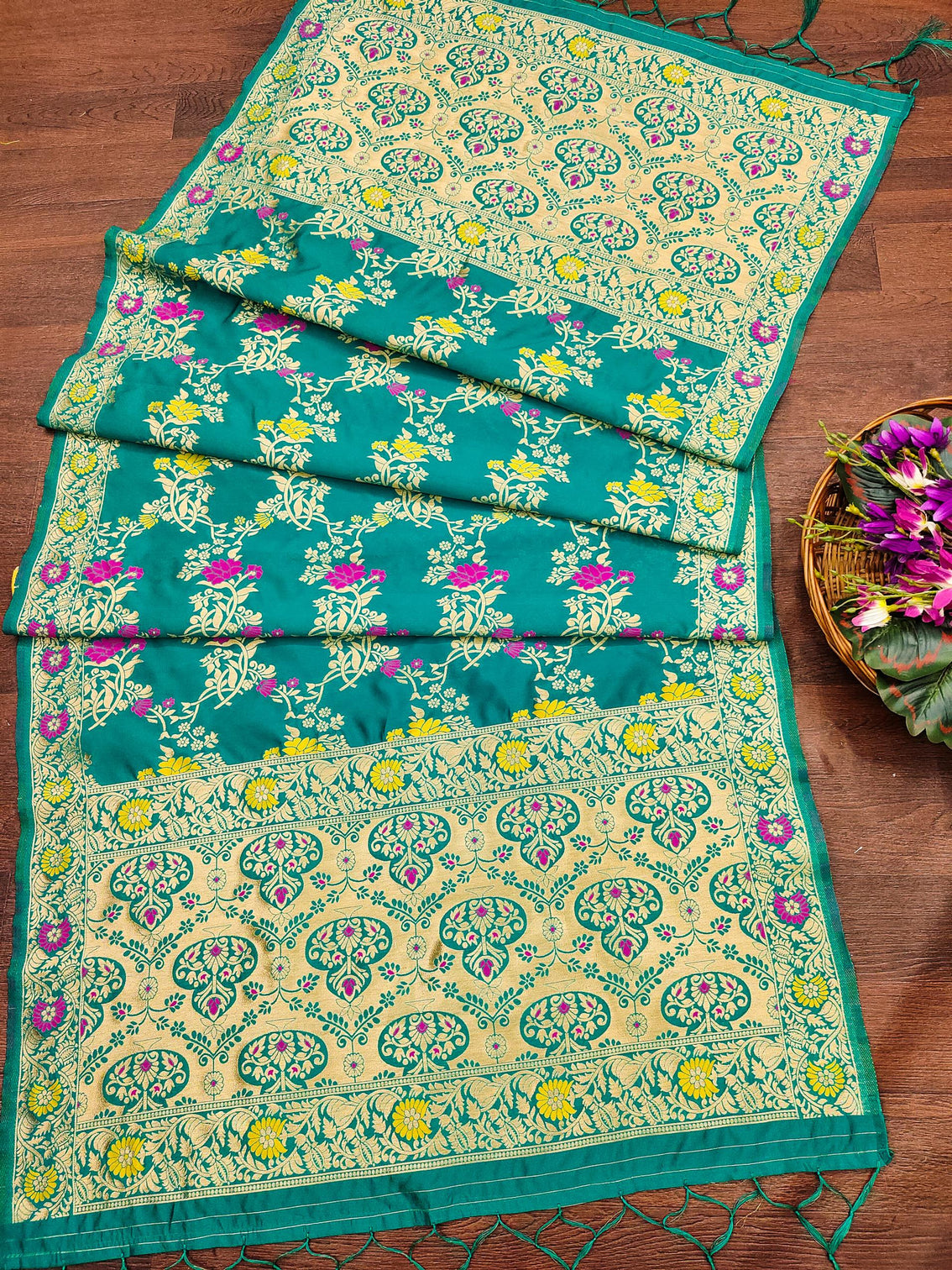 Floral Silk Blend Traditional Ethnic Banarasi Woven Patola Dupatta For WOMEN | DEVANGI