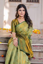 image, Traditional Banarasi Silk Saree for Woman&#39;s
