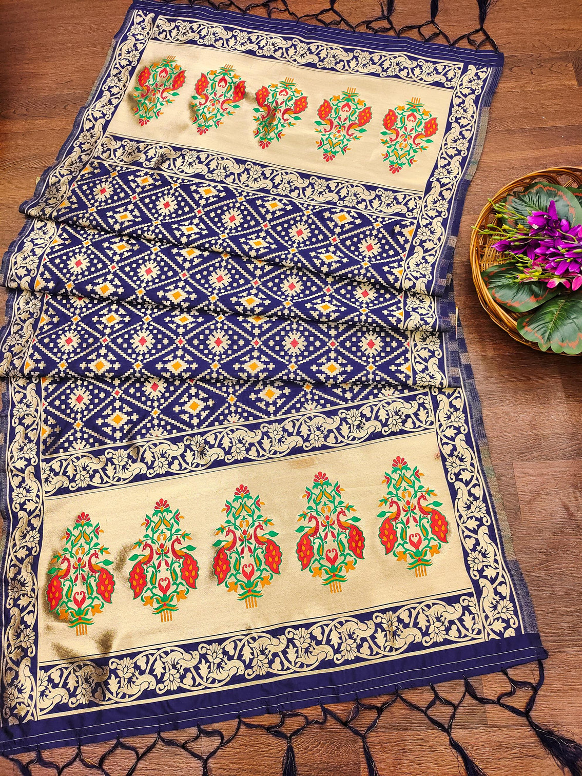 Floral Silk Blend Traditional Ethnic Banarasi  Woven Patola Dupatta For WOMEN | DEVANGI