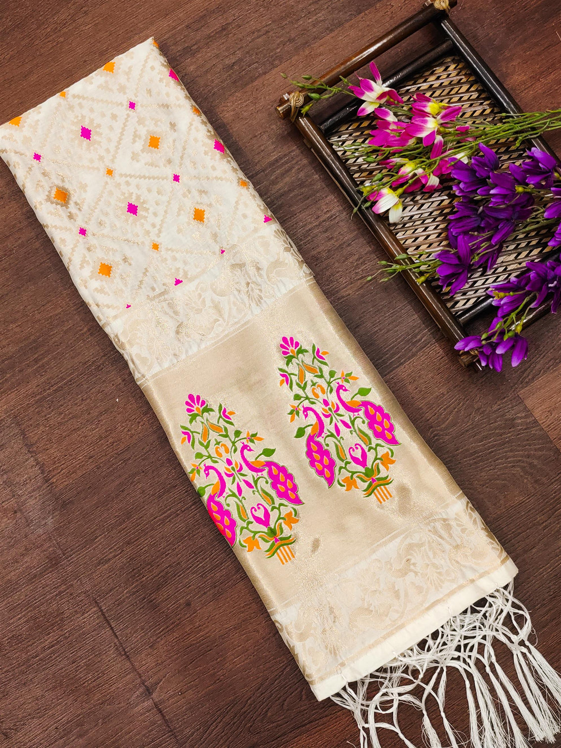 Floral Banarasi Silk Blend Traditional Ethnic Woven Patola Dupatta For WOMEN | DEVANGI