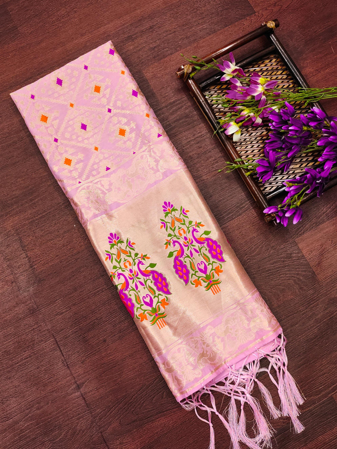 Floral Silk Blend Traditional Ethnic Banarasi Woven Patola Dupatta For WOMEN | DEVANGI