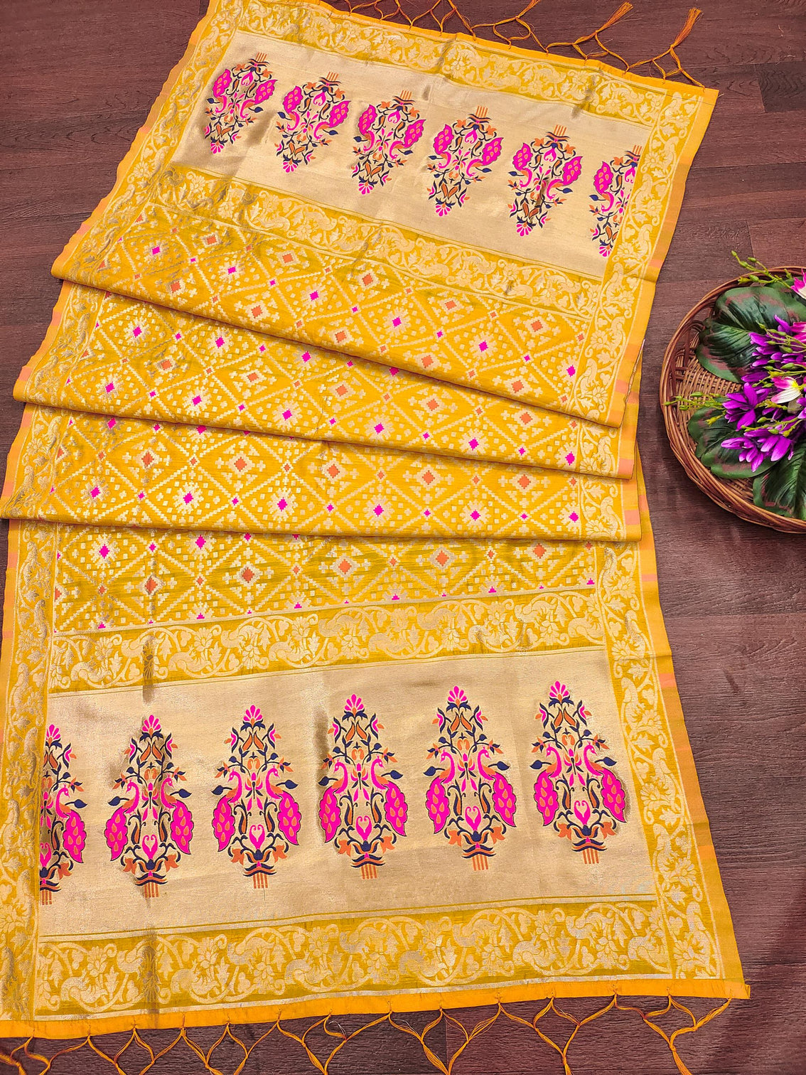 Yellow Floral Banarasi Silk Blend Traditional Ethnic Woven Patola Dupatta For WOMEN | DEVANGI