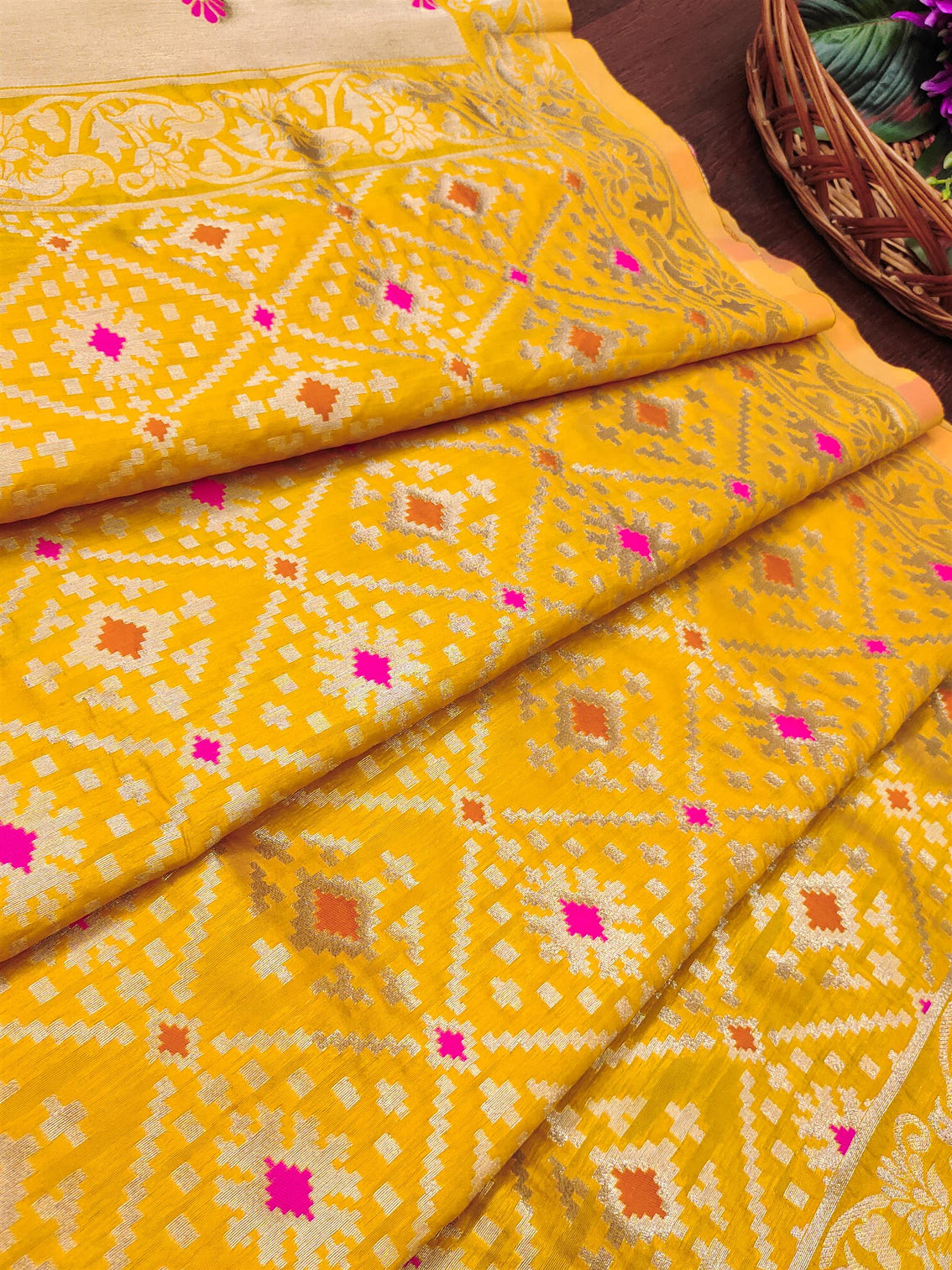 Yellow Floral Banarasi Silk Blend Traditional Ethnic Woven Patola Dupatta For WOMEN | DEVANGI