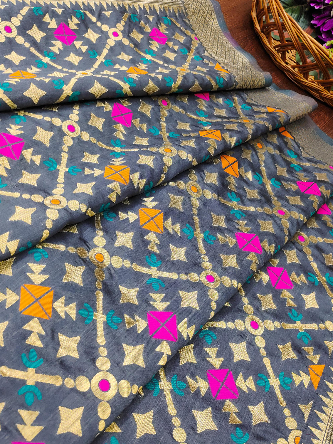 Floral Silk Blend Traditional Ethnic Banarasi Woven Patola Dupatta For WOMEN | DEVANGI