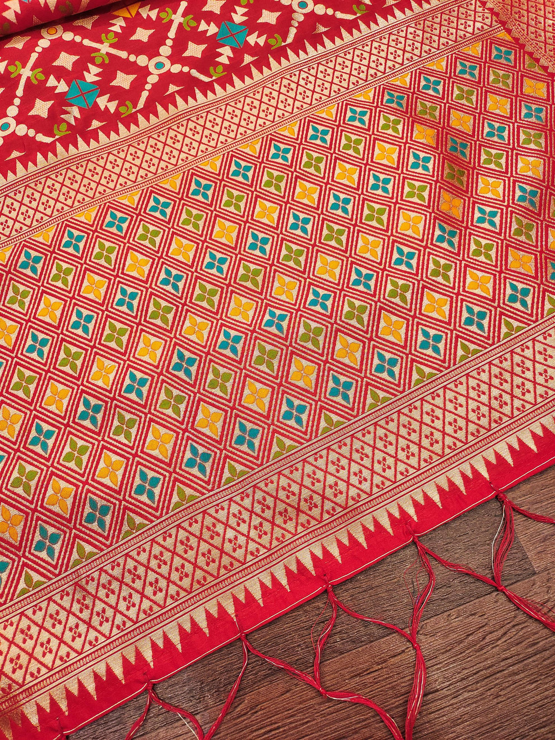 Banarasi Silk Blend Traditional Ethnic Woven Patola Dupatta For WOMEN | DEVANGI