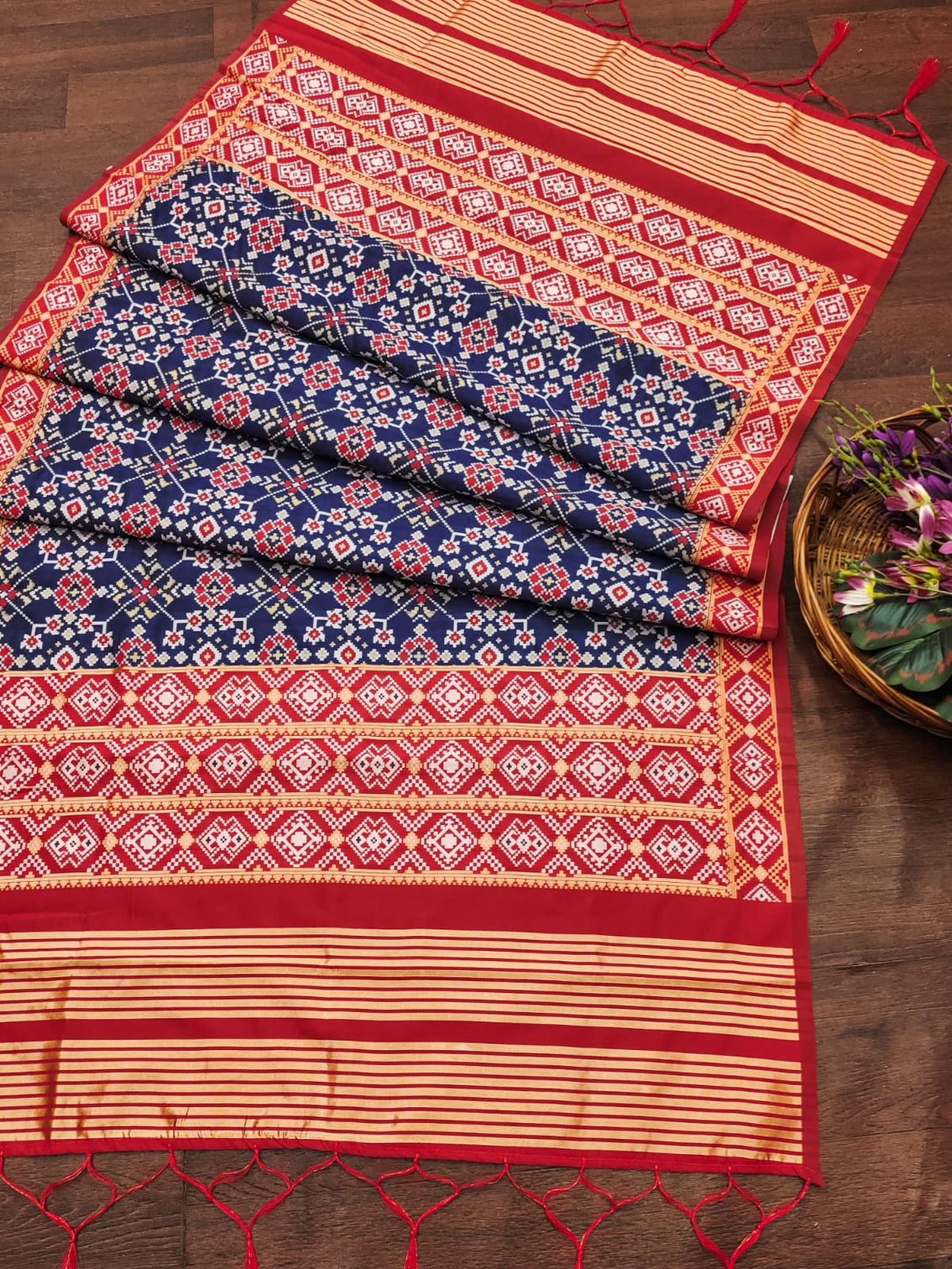 Multi Color Floral Banarasi Silk Blend Traditional Ethnic Woven Patola Dupatta For WOMEN | DEVANGI
