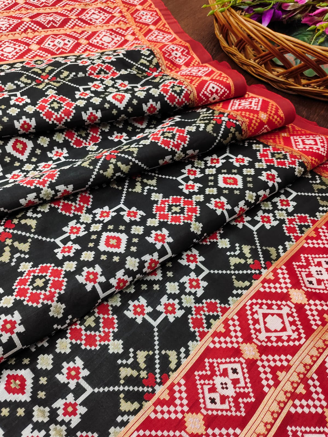 Floral Banarasi Silk Blend Traditional Ethnic Woven Patola Dupatta For WOMEN | DEVANGI